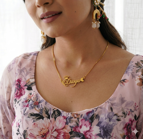 Customize name necklace
